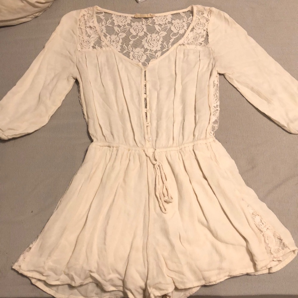 HOLLISTER romper!